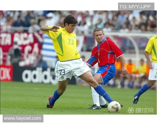 足球大师球星之路：盘点那些在欧冠赛场大放异彩的传奇球员